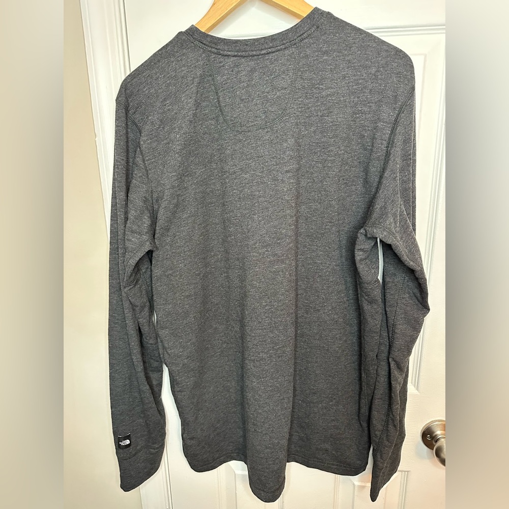 The North Face men’s long sleeve shirt​​​​​​​​​​​​​​​​​​​​​​​​​​​​ NWOT - Picture 16 of 16